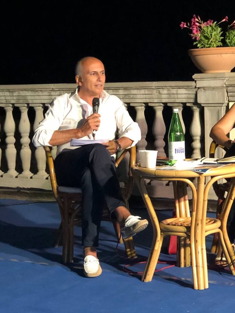 Franz Caruso rompe il silenzio: si candida a sindaco di Cosenza