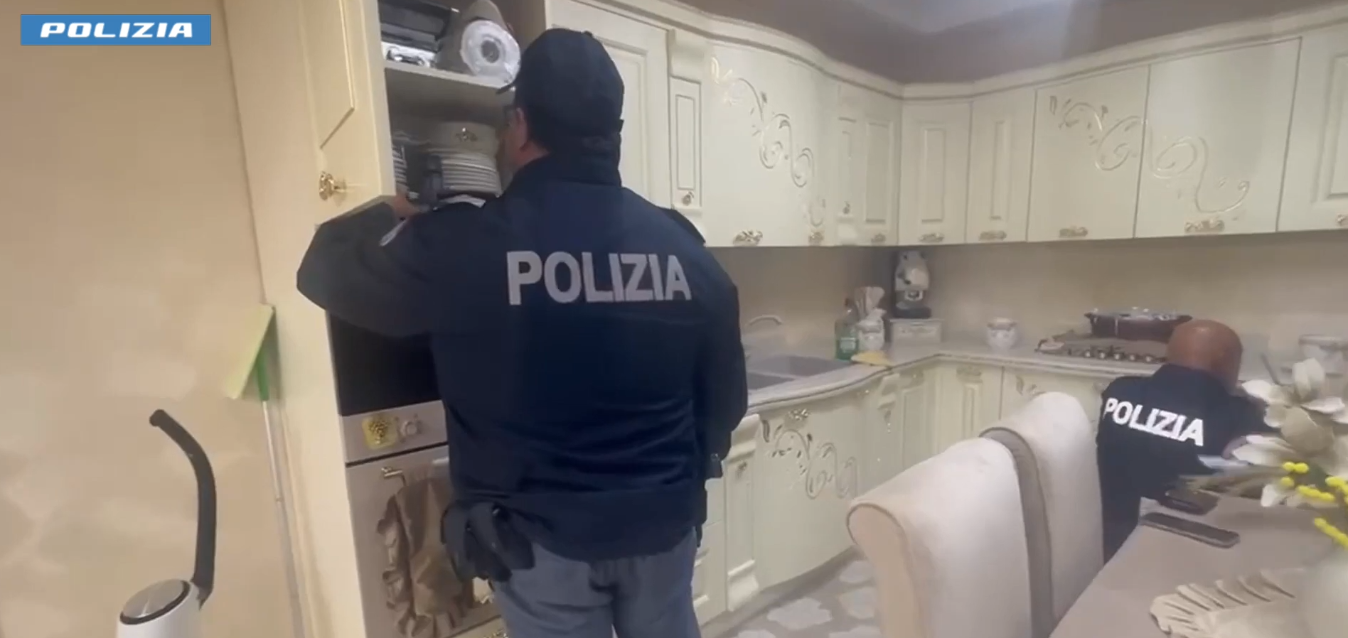 Maxi operazione antidroga, 26 arresti