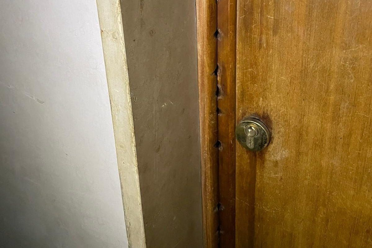 Crotone, anziana si allontana da casa e la trova occupata da un’altra donna