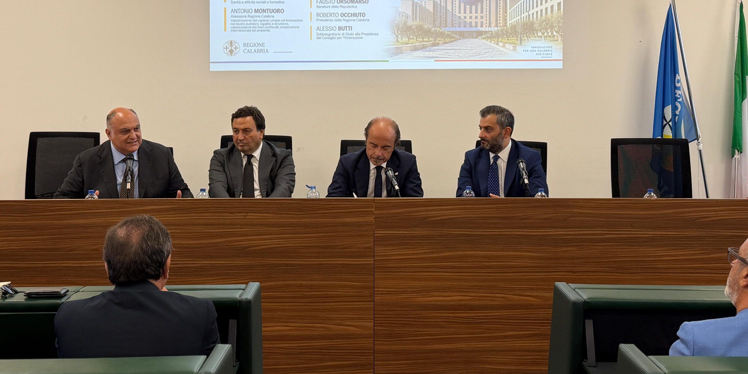 L’Intelligenza Artificiale per il rilancio della Calabria: alla Regione una legge sui Data Center