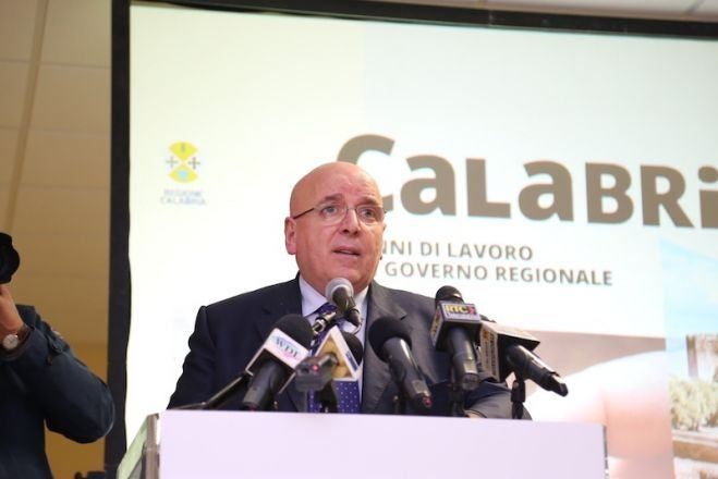 Un report "vuoto": ecco il fallimento di Oliverio