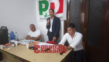 L’asse Alecci, Lo Schiavo e Mammoliti lancia l’alternativa: «Occhiuto narra una Calabria che non esiste»