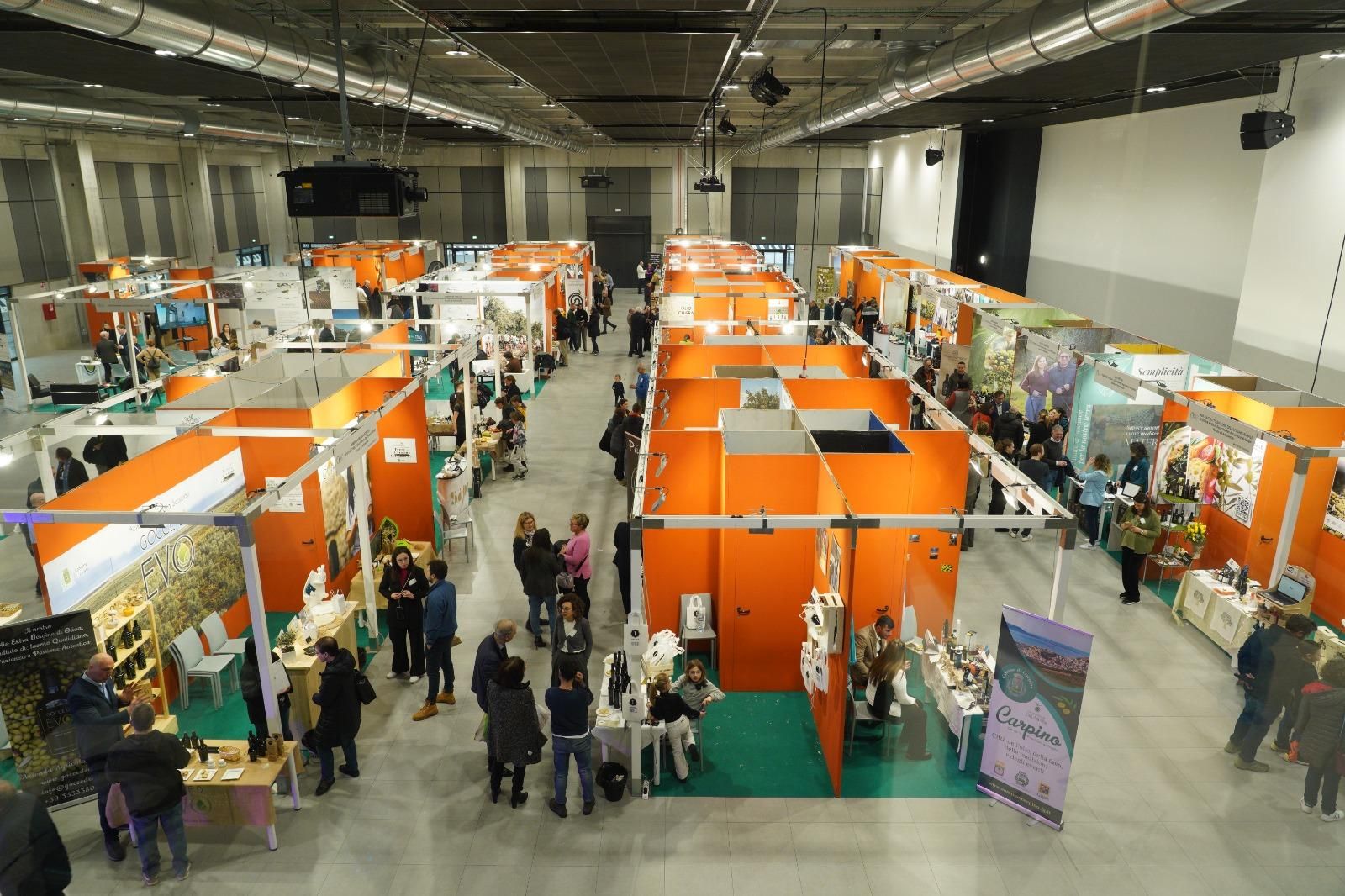 Olio Capitale, alla fiera di Trieste la Calabria è presente come ambasciatrice della dieta mediterranea