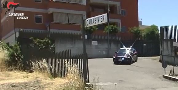 Smantellata una piazza di spaccio nel Cosentino: 7 arresti. Pusher con il Reddito di cittadinanza