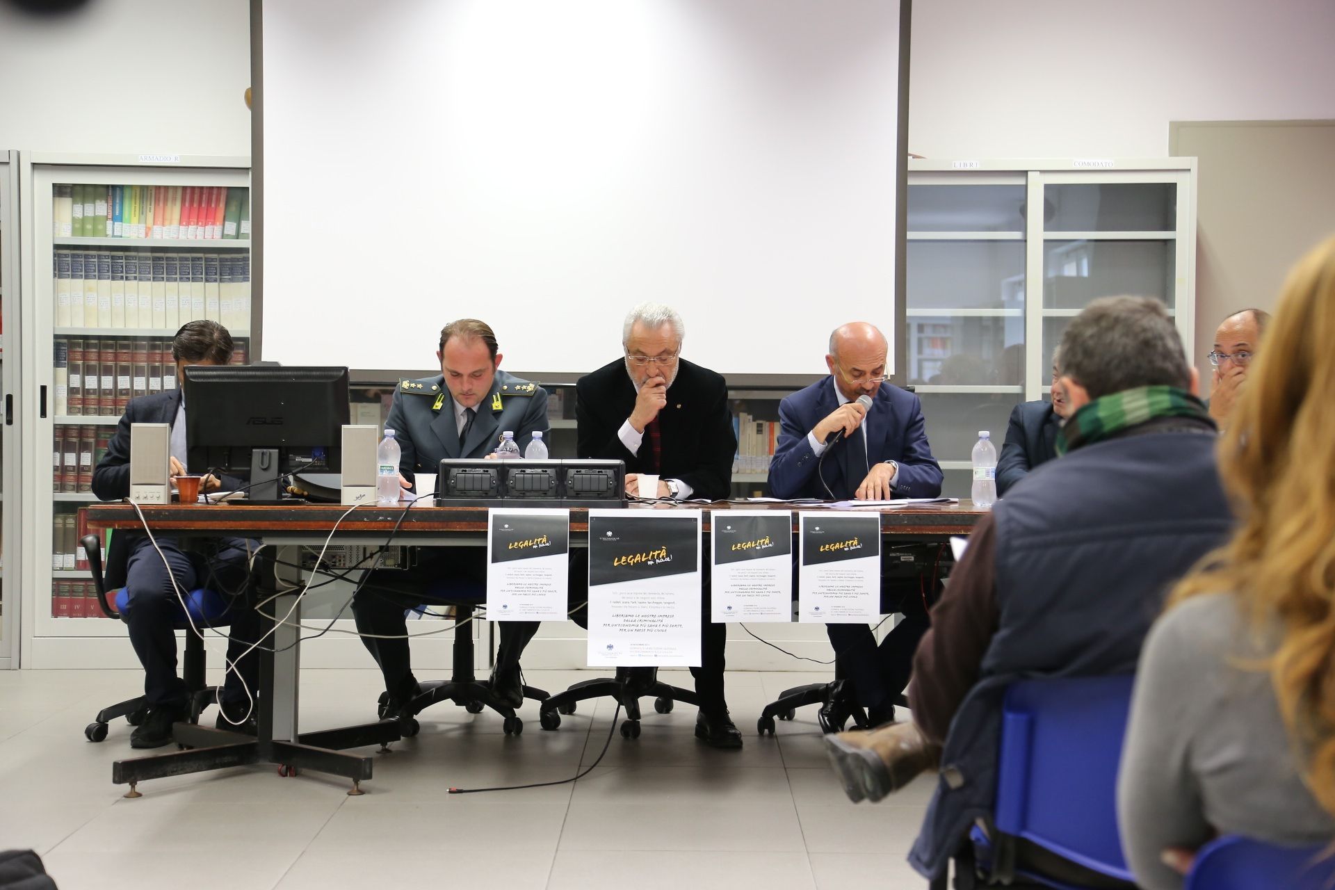 Confcommercio, anche a Catanzaro il progetto “Legalità, mi piace!”