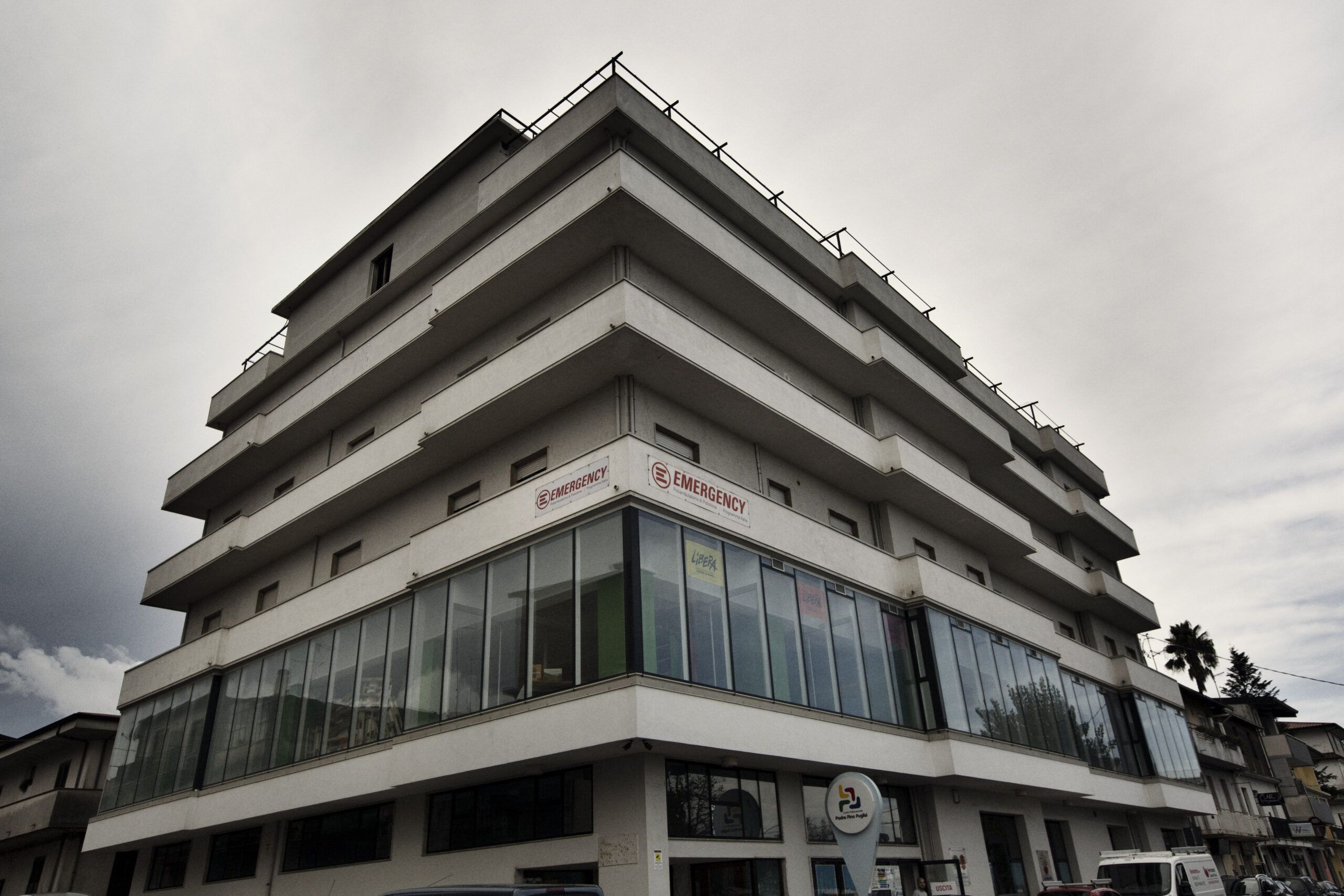 Vaccinazioni anti-Covid, Emergency: a Polistena si raccolgono le adesioni dei cittadini stranieri