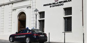Incarichi, favori e procedure condizionate: Pallaria, Oliverio e altri 21 a processo