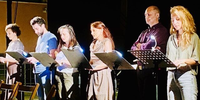 La rosa è ancora rossa: lo spettacolo sul poeta Costabile