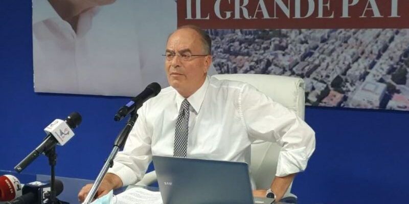 Reggio, l’affondo di Minicuci: «Falcomatà sindaco a sua insaputa»