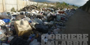 Lamezia Terme, nuovo sequestro dell’area d’accesso al campo rom di Scordovillo