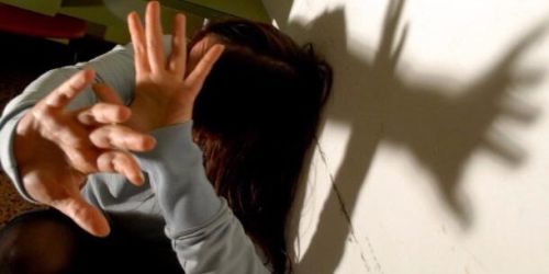 violenza donne villa san giovanni