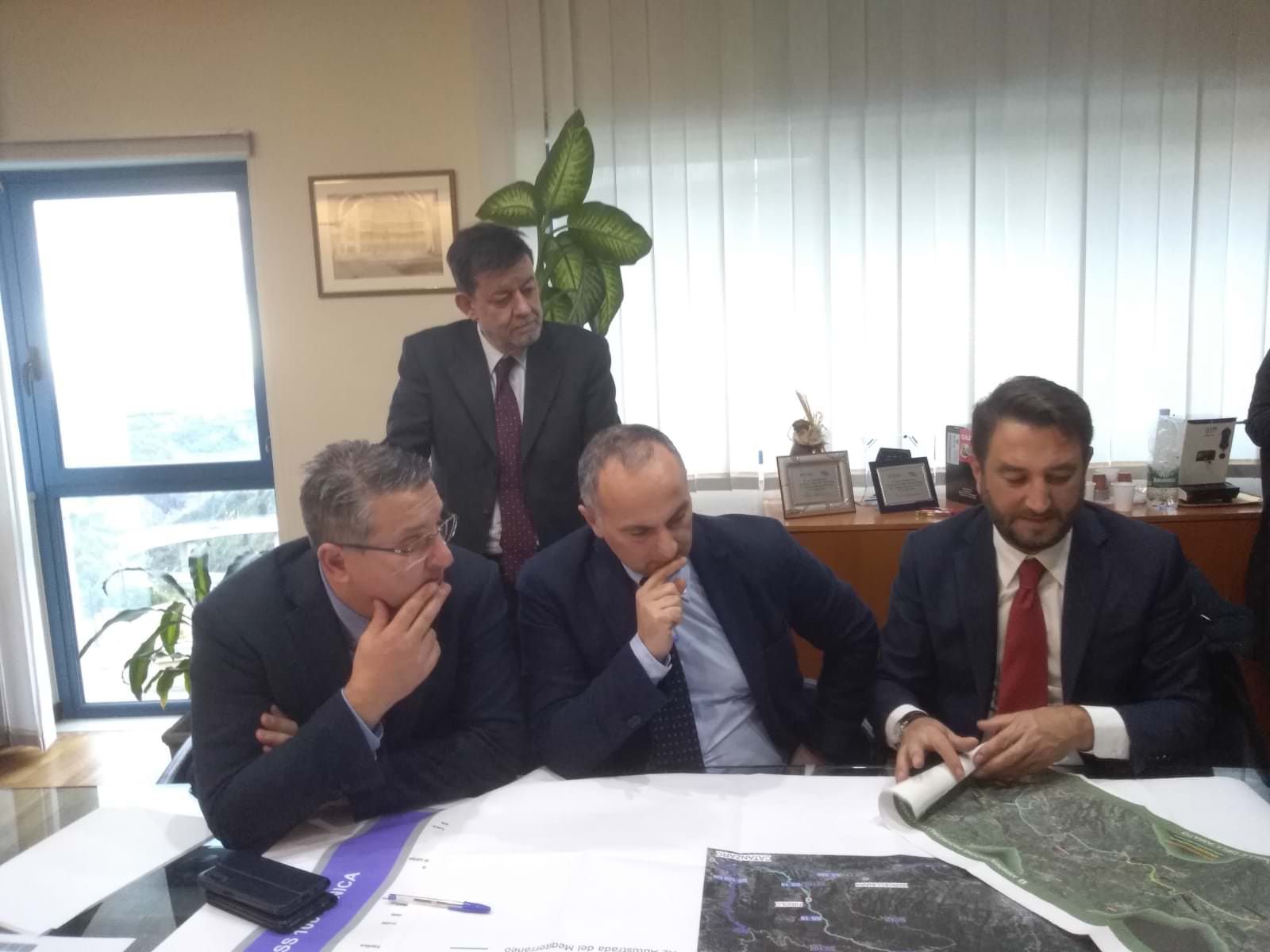 Statale 106, Cancelleri conferma: a marzo apriamo il cantiere del megalotto 3