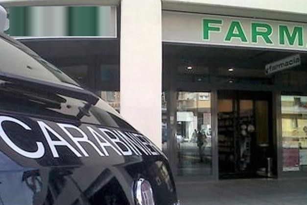 Farmacisti no vax scoperti e multati dai Carabinieri a Catanzaro
