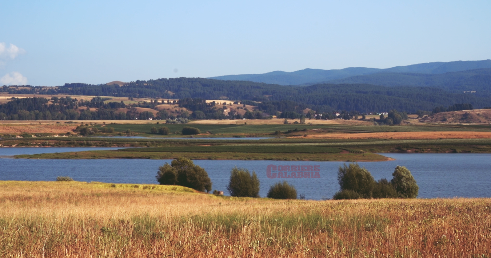 Lago Cecita, la nuova rotta della Sila