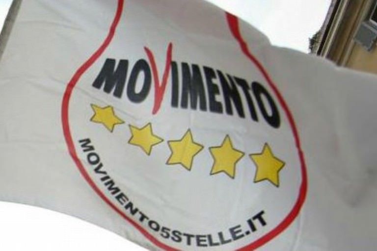 Vitalizi, i 5 Stelle: «Ora via libera alla nostra legge taglia privilegi»