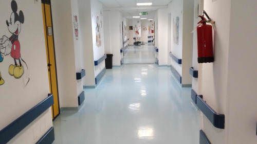 Corigliano Rossano, la Pediatria è lusso: tre medici in servizio per 220mila abitanti