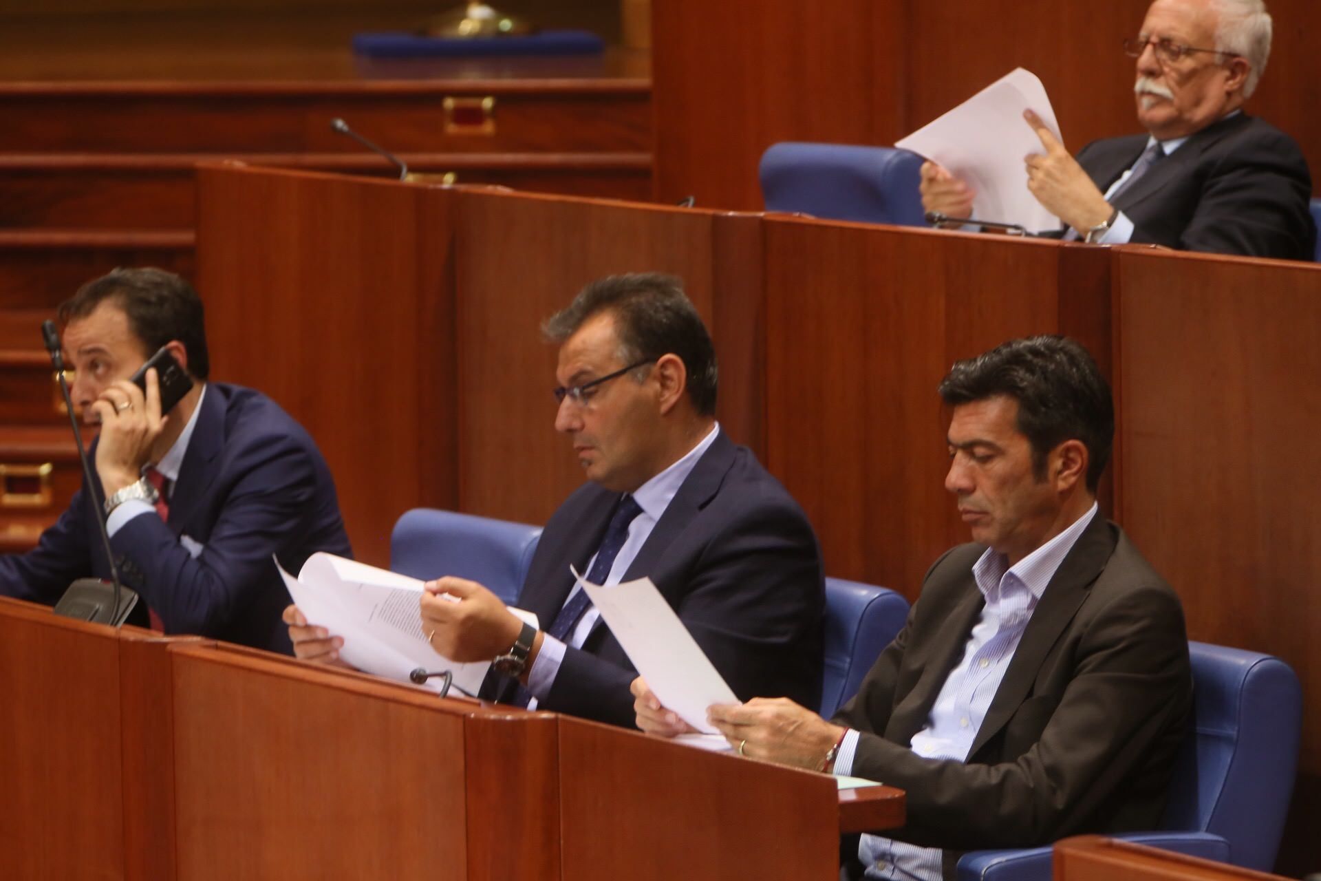 Consiglio, rinvio a settembre: saltano le nomine per la presidenza