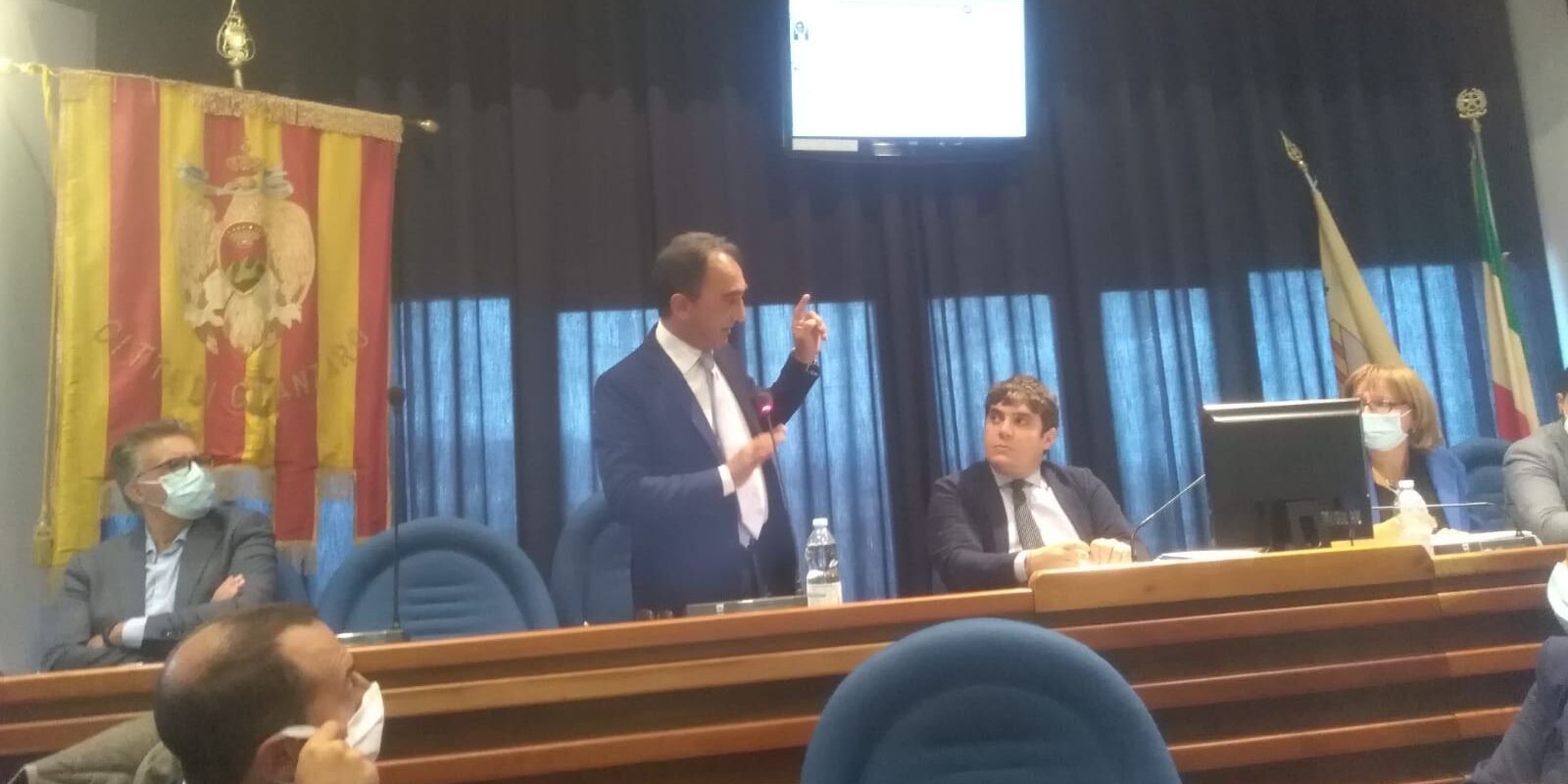 L’arringa di Abramo: «Smettetela di dire che Catanzaro ha perso»