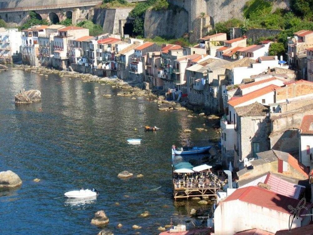 Nuoto, domenica la traversata Favazzina-Scilla