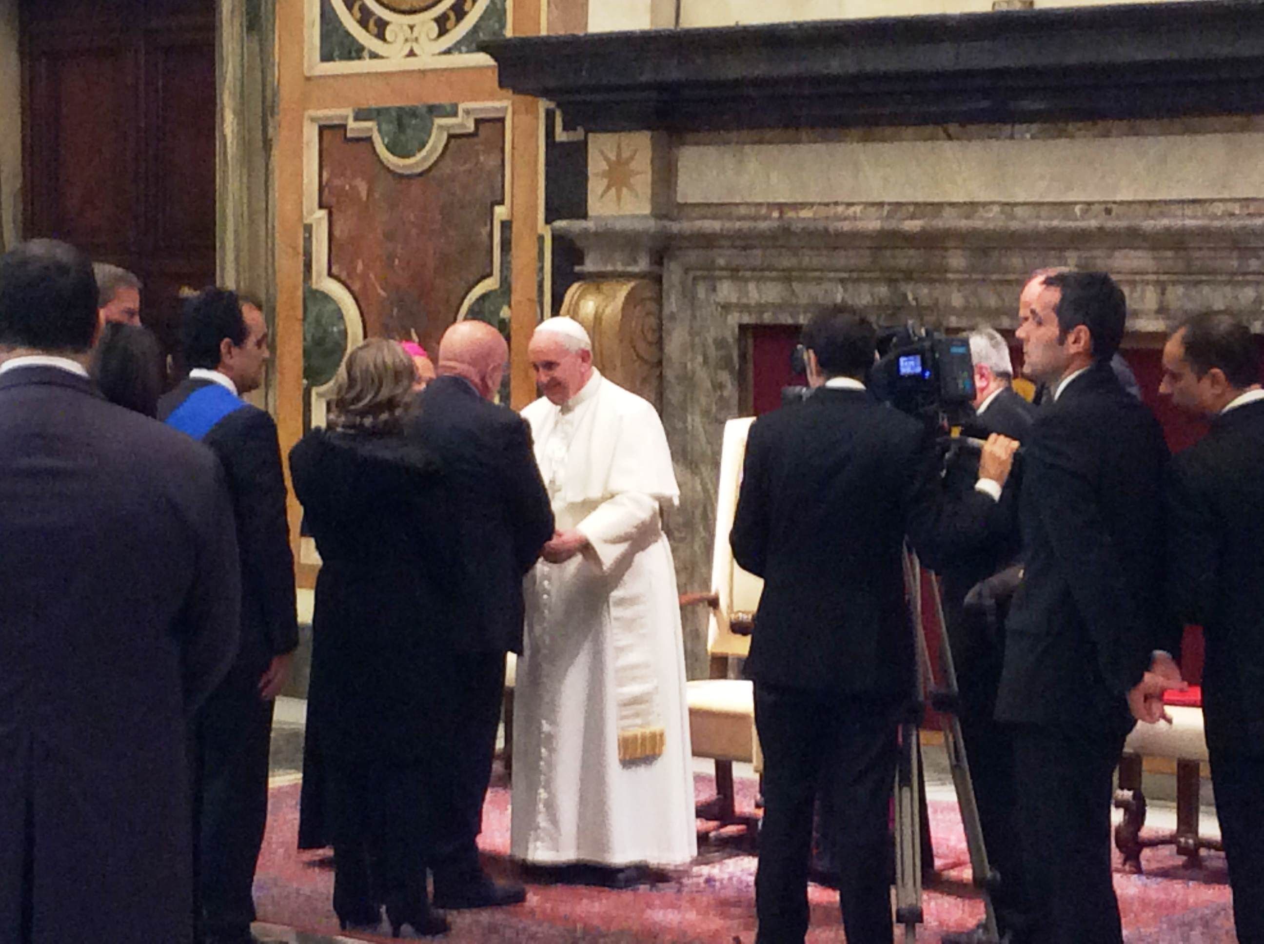 Oliverio al Papa: «Preghi per me»