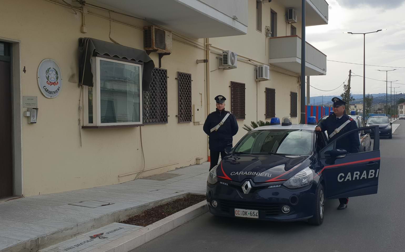 Accoltella un barista per futili motivi, arrestato per tentato omicidio