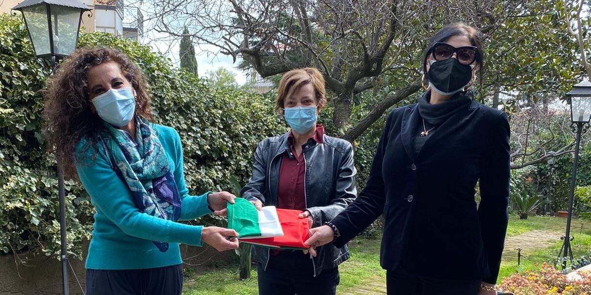 Ferro consegna il tricolore alla «vittima del Dovere» Maria Marasco