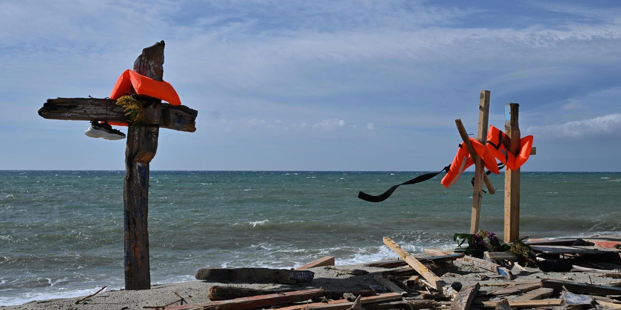 Strage di migranti, Cutro e la Calabria non vogliono dimenticare
