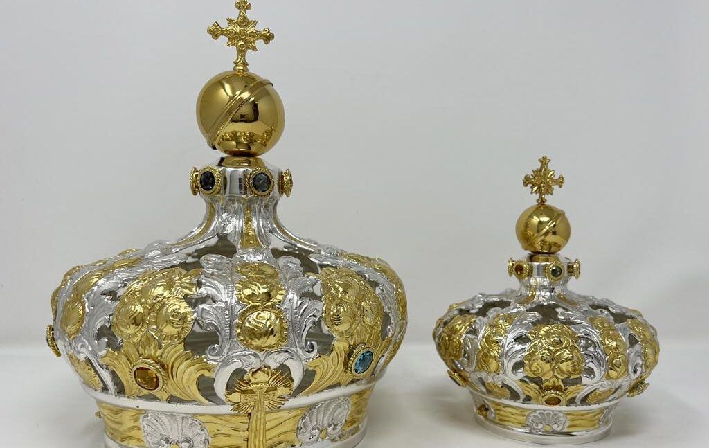 Ecco le due nuove corone realizzate dall’orafo Michele Affidato per la Madonna di Polsi