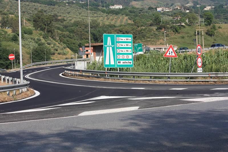 A3, chiusura temporanea allo svincolo di Pizzo