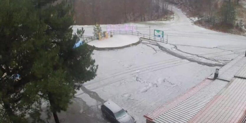 Neve e intensi temporali accompagnati da venti di burrasca: il maltempo sferza la Calabria