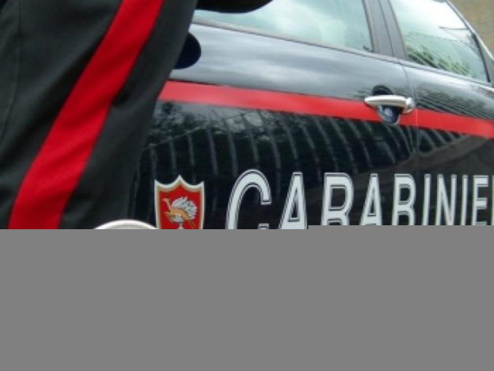 Avevano appena svaligiato la casa di un`anziana, arrestate 4 persone