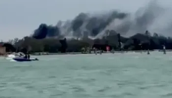 Incendio alla Biennale di Venezia: fiamme sul padiglione della Serbia