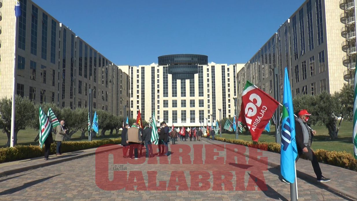 Regione, per i precari un'altra fumata nera. E il tempo stringe