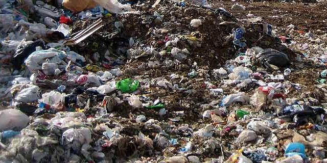 Laghi sulla tombatura della discarica di Campolescio: «Finalmente si vede la fine»