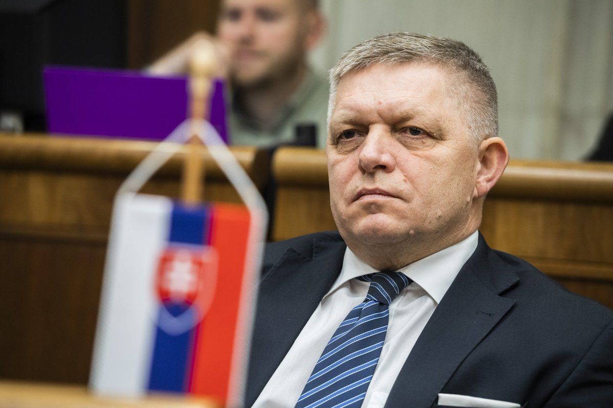 Europee, sconfitta la forza di governo del premier Robert Fico
