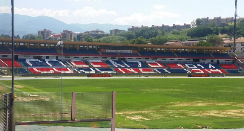 Cosenza calcio, tra immobilismo e tensione: la crisi è anche narrativa