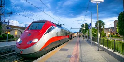 Alta velocità ferroviaria (anche) in Calabria, Occhiuto sollecita di nuovo il governo. Ed è frizione con la Lega