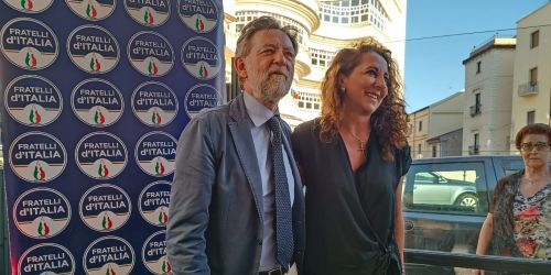 Catanzaro, l'abbraccio pubblico tra Donato e Ferro: «Percorso comune»