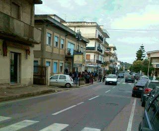 Corsi di lingua per stranieri a scuola, i genitori protestano