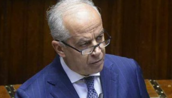 Scontri a Torino, Piantedosi: «Complicità e coperture politiche dietro la violenza»