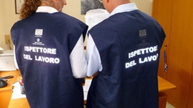Lavoro nero nel Crotonese, sospese 3 attività