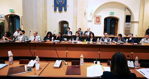 "Caso Salimbeni", le maggioranze: «Irricevibile la richiesta di dimissioni del presidente del Consiglio di Corigliano Rossano»