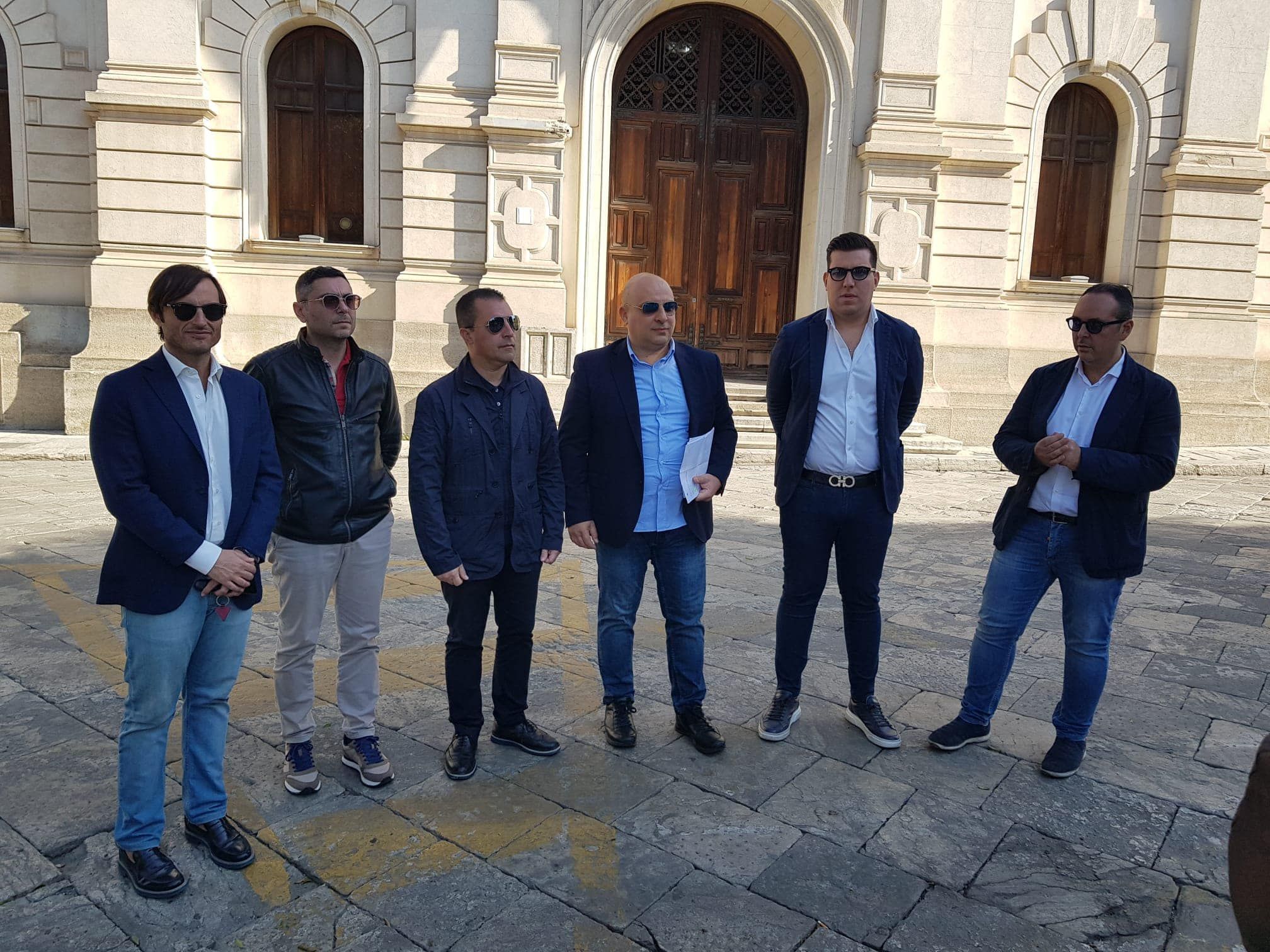 Reggio Calabria, è scontro sul servizio di raccolta rifiuti. «Ennesimo fallimento politico» – VIDEO