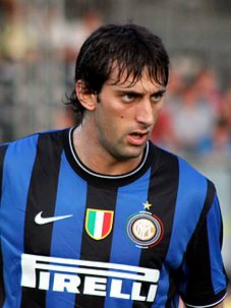 Anticipato di un giorno l`arrivo di Diego Milito
