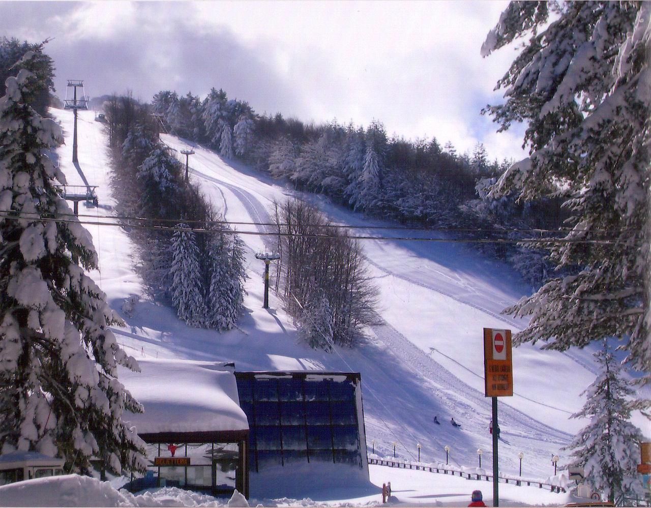 A Camigliatello la prima esercitazione per l'evacuazione della cabinovia