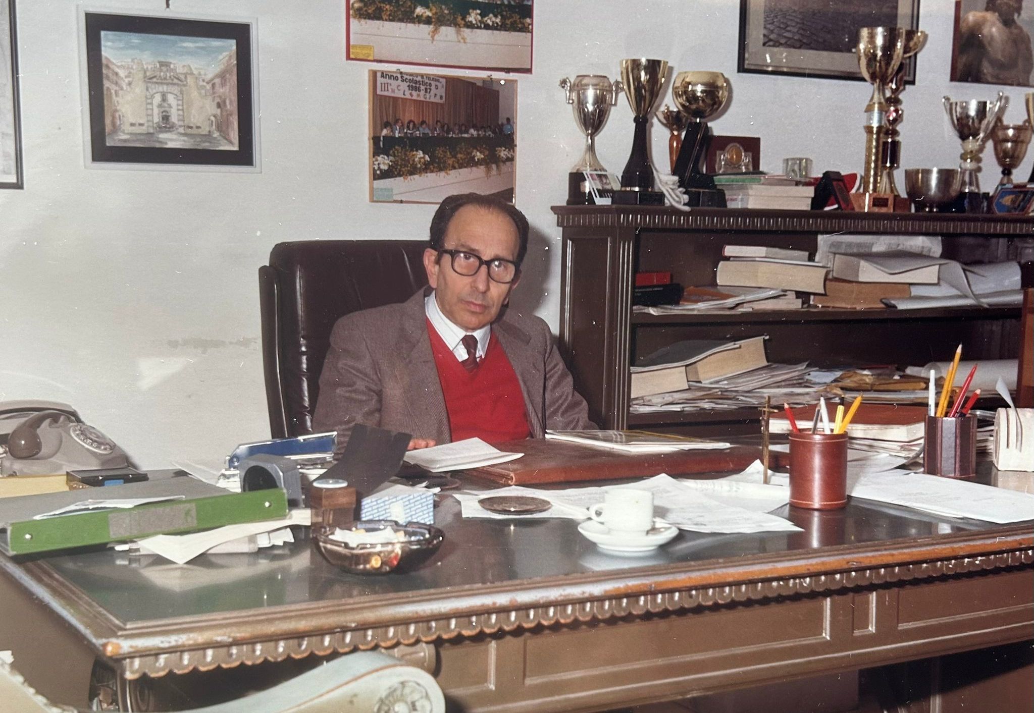 Geppino Ciacco, a dieci anni dalla morte un ricordo del preside di ferro del “Telesio”