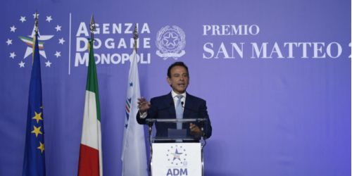 «Minenna può inquinare le indagini». E il gip "cambia idea" sull’arresto