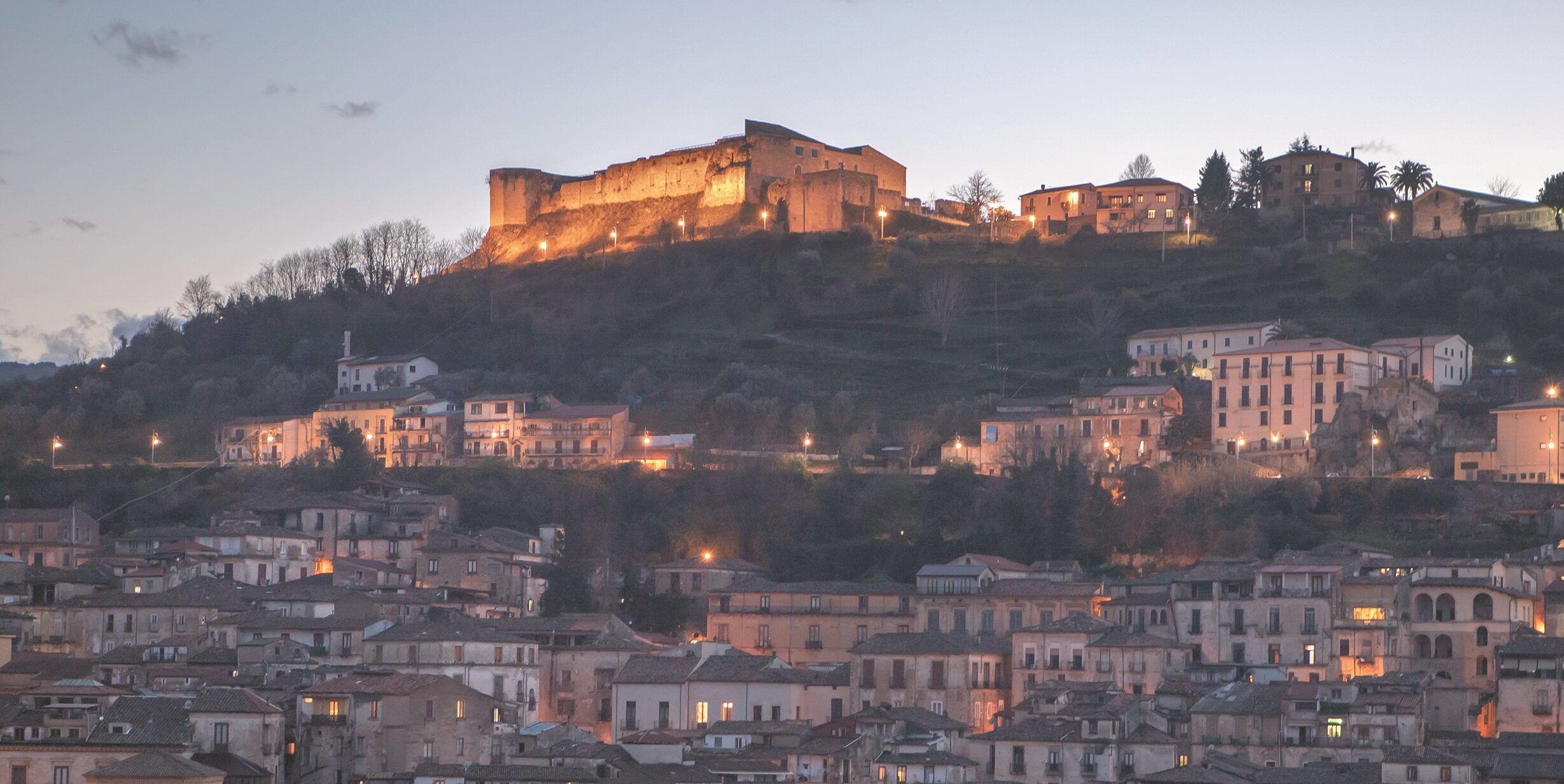 Città Unica, associazioni e movimenti: «La proposta è una follia»