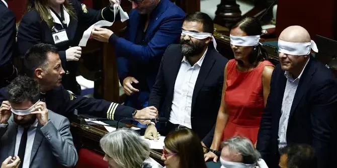 Delmastro, no all’acquisizione delle chat. Bagarre alla Camera