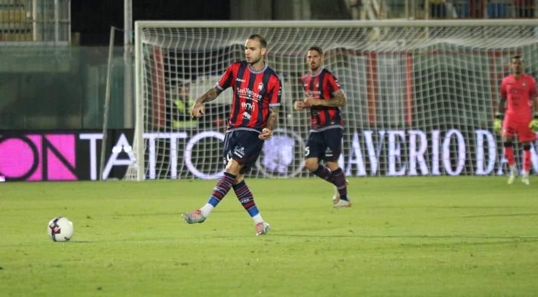 Serie C, il Crotone ferma anche il Cerignola: al “Monterisi” finisce 1-1